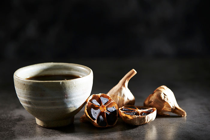 Tỏi đen ngâm mật ong có tác dụng gì?